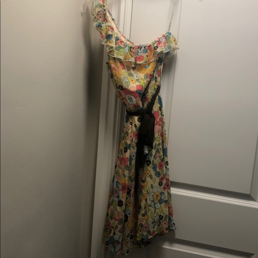 One-Shoulder Flower Dress